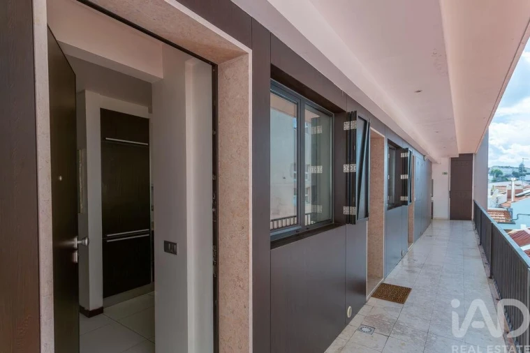Apartamento T2 para Venda em Arroios Foto 28