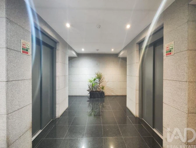 Apartamento T2 para Venda em Olivais Foto 14
