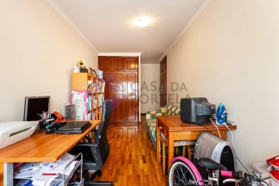 Apartamento T3 para Arrendamento em Oliveira do Douro