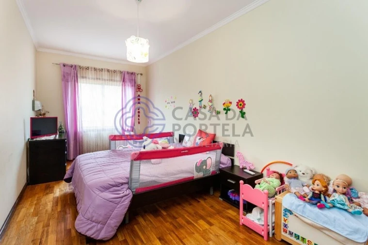 Apartamento T3 para Arrendamento em Oliveira do Douro Foto 16