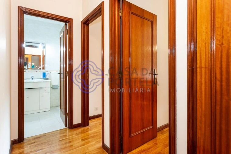 Apartamento T3 para Arrendamento em Oliveira do Douro Foto 21