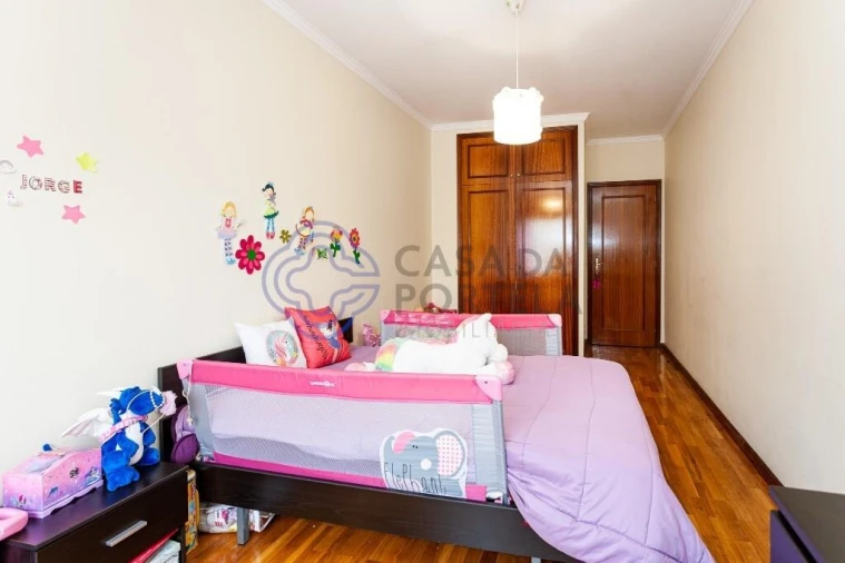 Apartamento T3 para Arrendamento em Oliveira do Douro Foto 17
