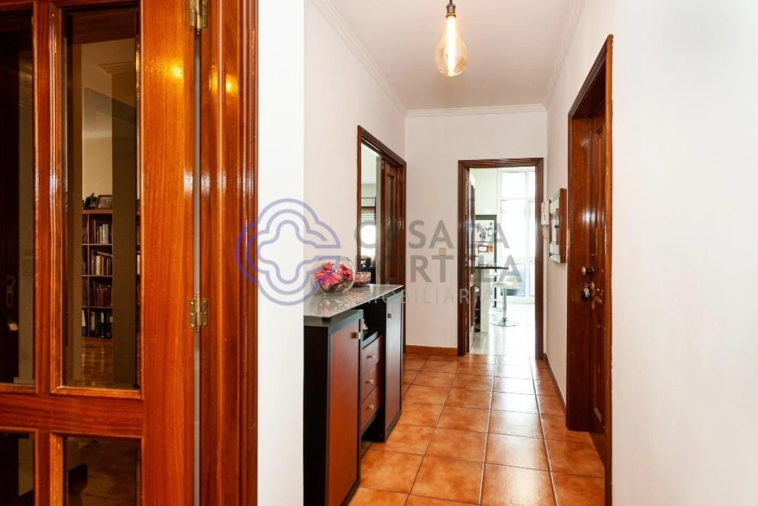Apartamento T3 para Arrendamento em Oliveira do Douro Foto 9