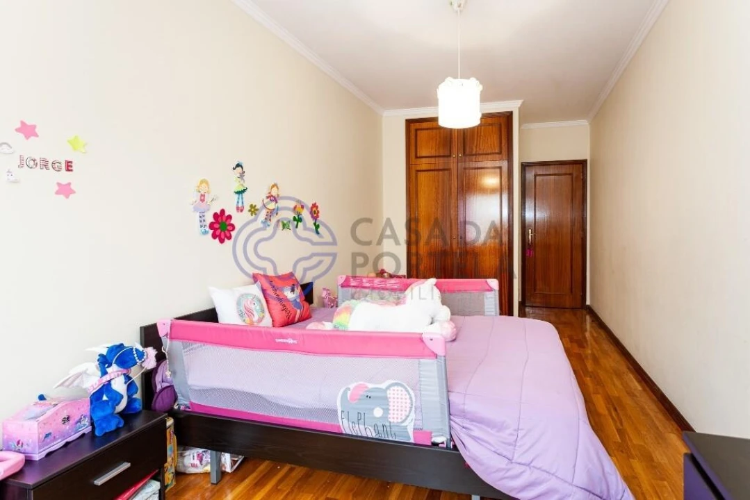 Apartamento T3 para Arrendamento em Oliveira do Douro Foto 17
