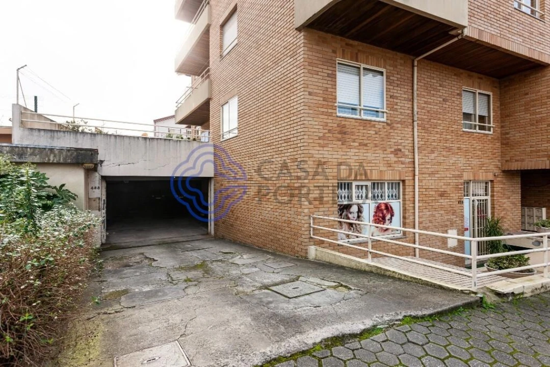 Apartamento T3 para Arrendamento em Oliveira do Douro Foto 30