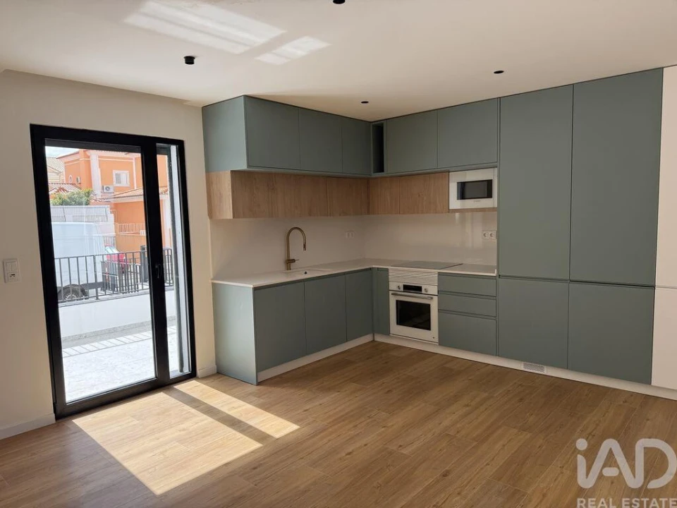 Apartamento T3 para Venda em Alcabideche Foto 6