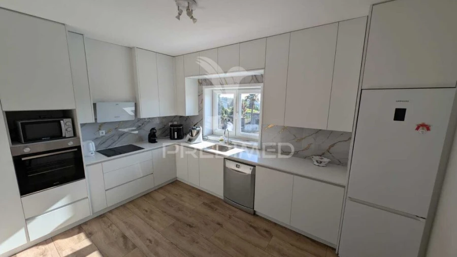 Apartamento T3 para Venda em Figueiro Foto 6