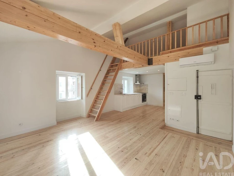 Apartamento T2 para Arrendamento em Estrela Foto 2