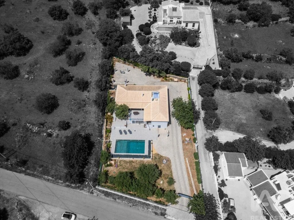 Moradia T3 para Venda em São Brás de Alportel Foto 39