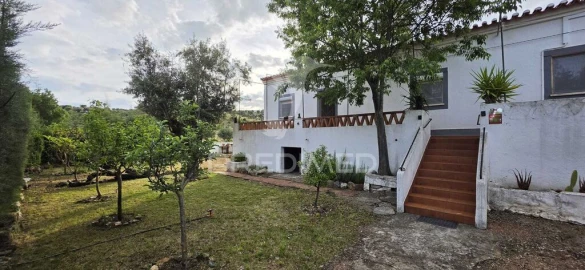 Moradia T5 para Venda em Cabeço de Vide
