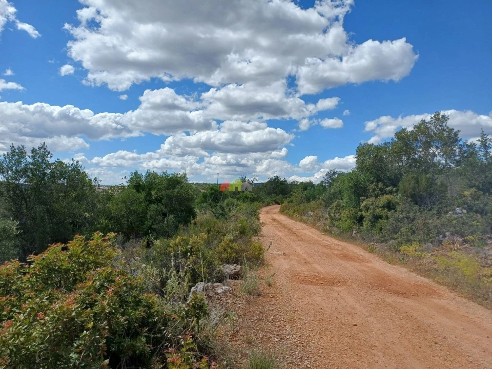 Terreno para Venda em Querença, Tôr e Benafim Foto 3