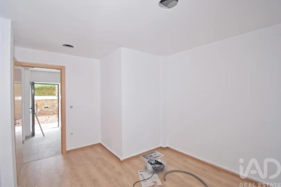 Moradia T4 para Venda em Cumeeira