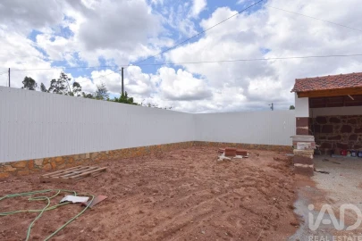 Moradia T4 para Venda em Cumeeira