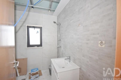 Moradia T4 para Venda em Cumeeira