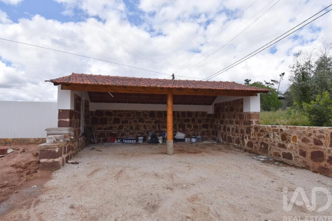 Moradia T4 para Venda em Cumeeira Foto 30