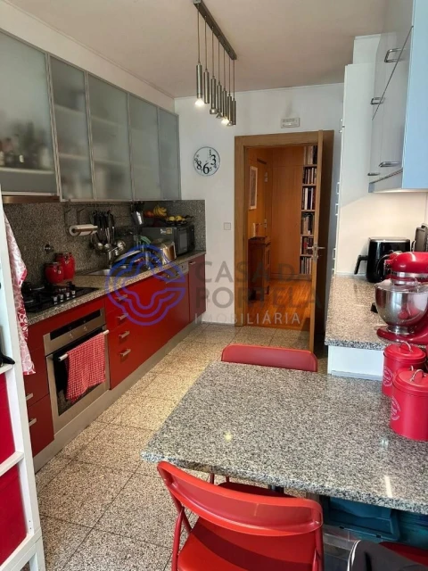 Apartamento T3 para Venda em Lordelo do Ouro e Massarelos