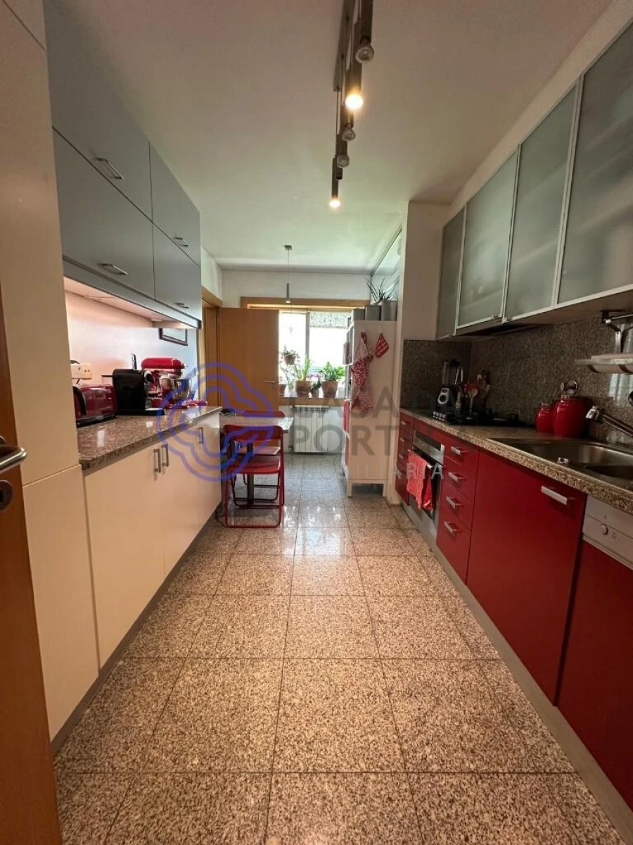 Apartamento T3 para Venda em Lordelo do Ouro e Massarelos Foto 8