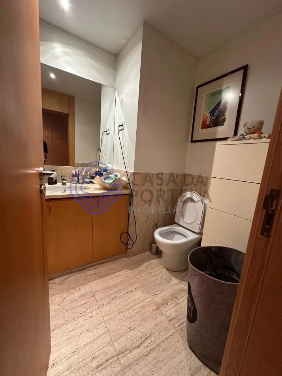 Apartamento T3 para Venda em Lordelo do Ouro e Massarelos Foto 21