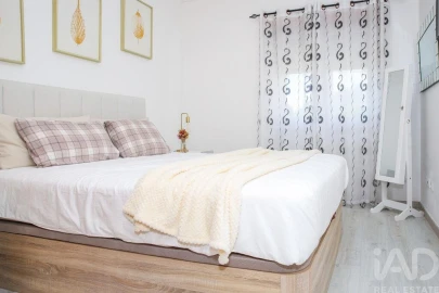 Apartamento T2 para Venda em Santa Maria, São Pedro e Matacães