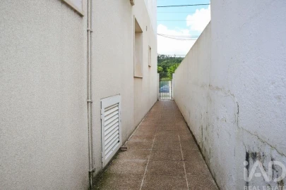 Apartamento T2 para Venda em Santa Maria, São Pedro e Matacães