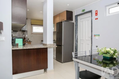 Apartamento T2 para Venda em Santa Maria, São Pedro e Matacães