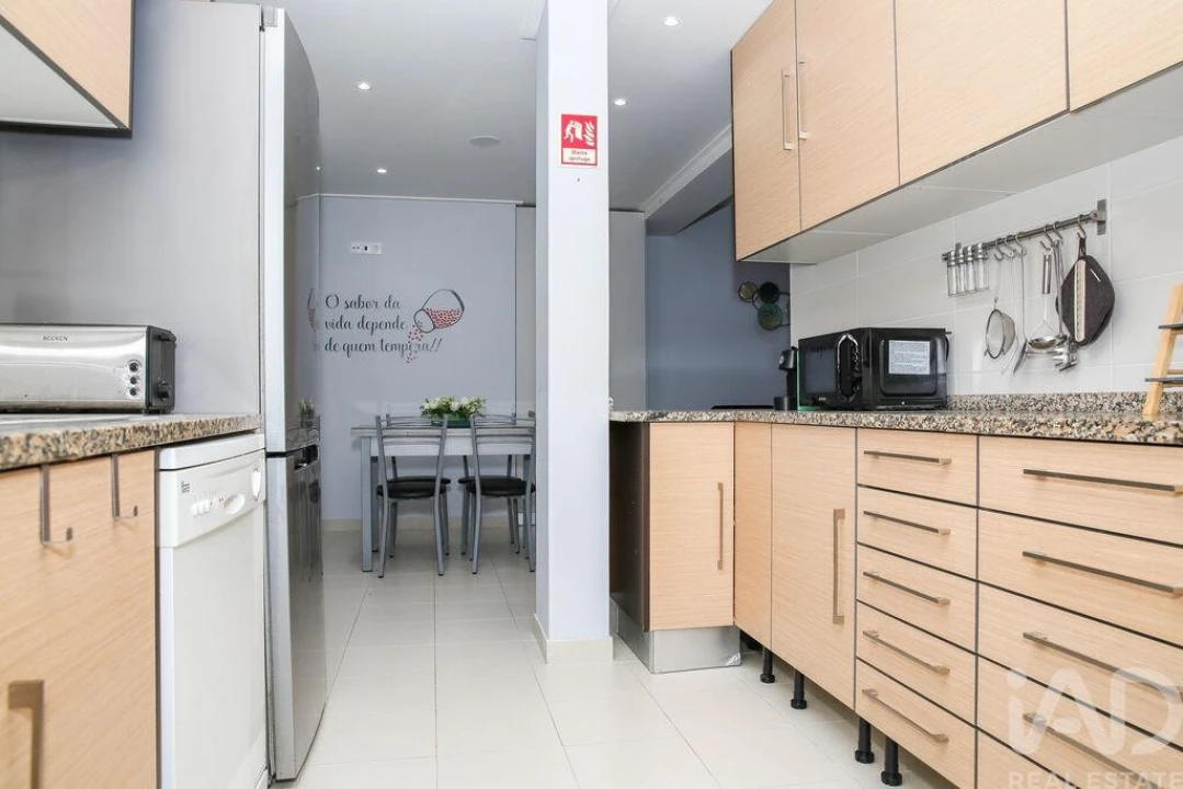 Apartamento T2 para Venda em Santa Maria, São Pedro e Matacães Foto 8