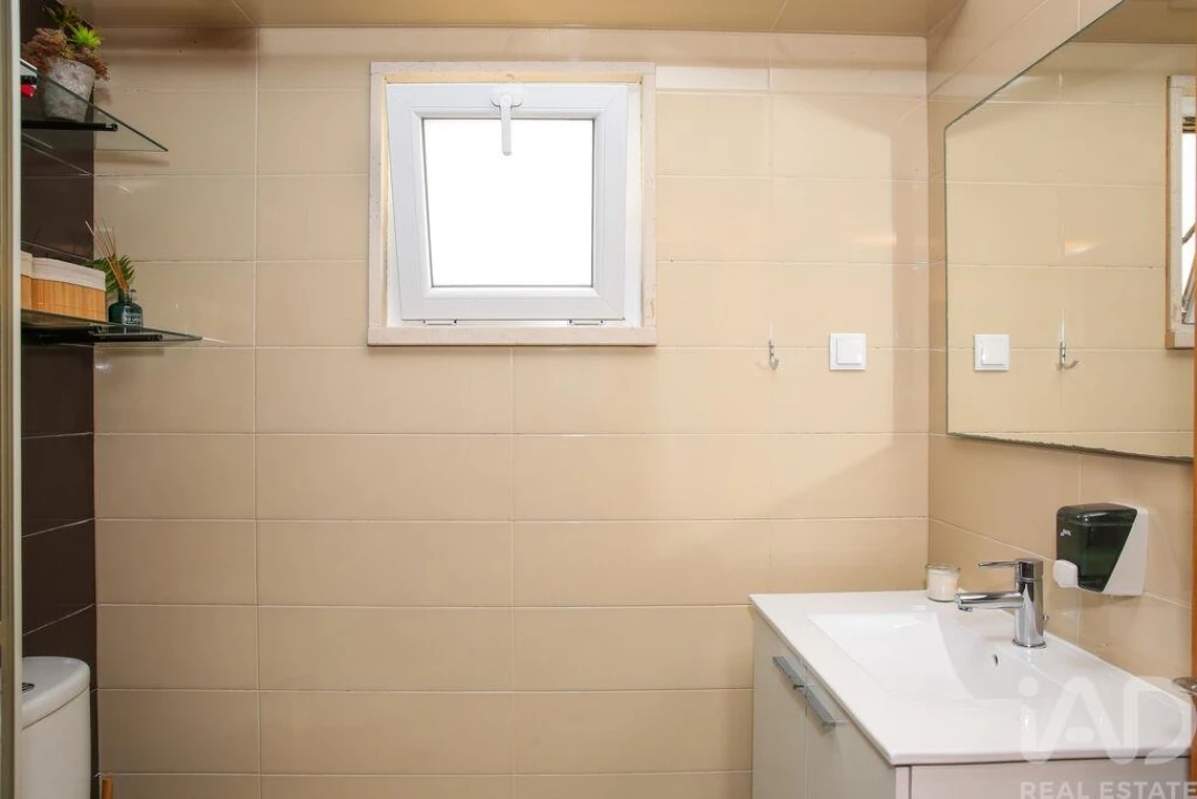 Apartamento T2 para Venda em Santa Maria, São Pedro e Matacães Foto 21