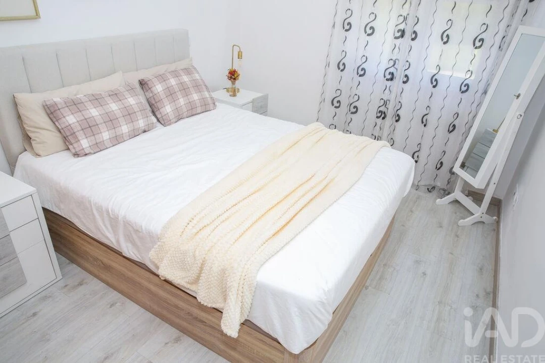 Apartamento T2 para Venda em Santa Maria, São Pedro e Matacães Foto 12