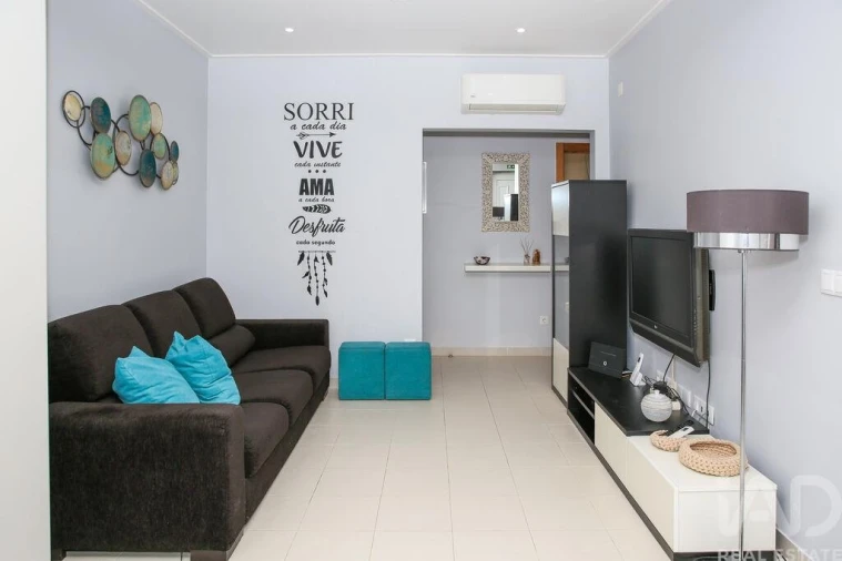 Apartamento T2 para Venda em Santa Maria, São Pedro e Matacães Foto 4