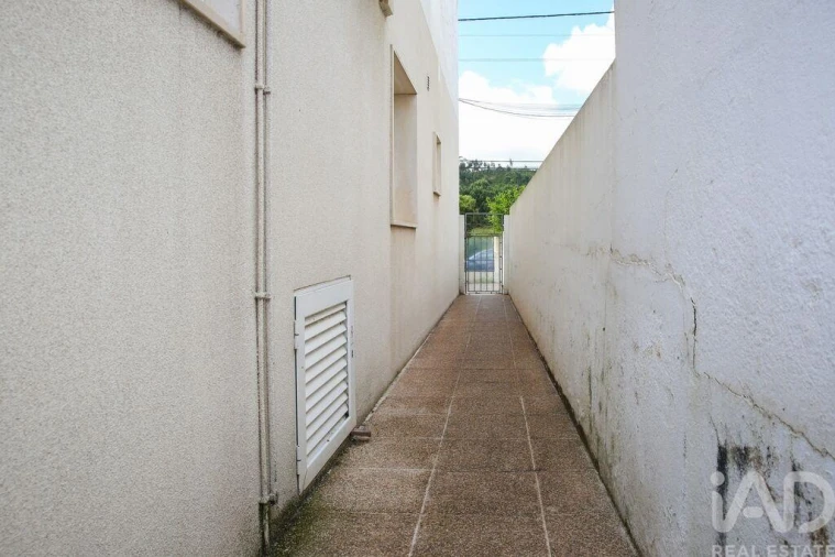 Apartamento T2 para Venda em Santa Maria, São Pedro e Matacães Foto 25