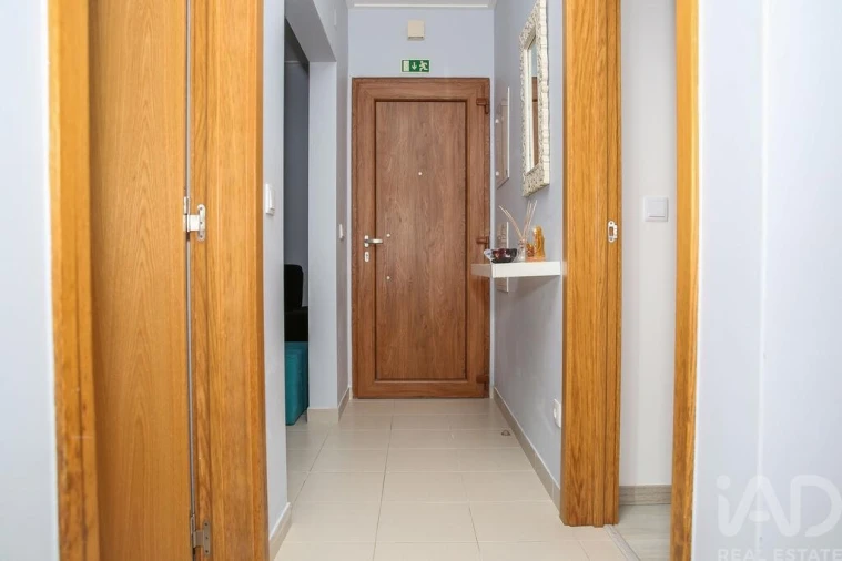 Apartamento T2 para Venda em Santa Maria, São Pedro e Matacães Foto 10