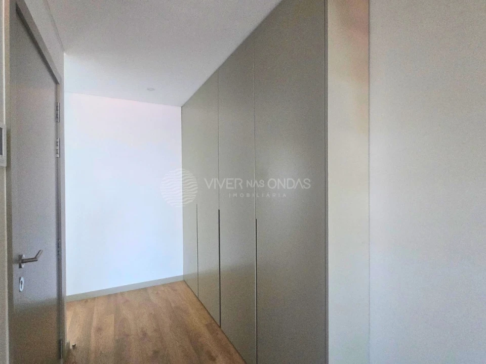 Apartamento T4 para Venda em Cedofeita, Santo Ildefonso, Sé, Miragaia, São Nicolau e Vitória Foto 12