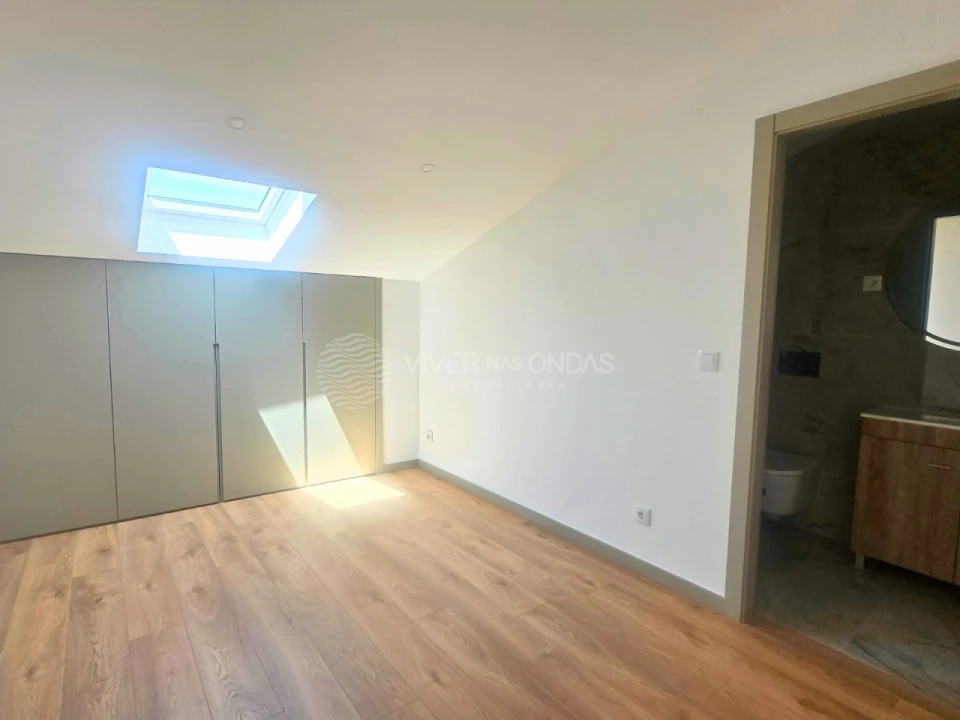 Apartamento T4 para Venda em Cedofeita, Santo Ildefonso, Sé, Miragaia, São Nicolau e Vitória Foto 17