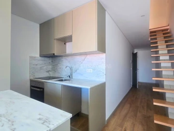 Apartamento T4 para Venda em Cedofeita, Santo Ildefonso, Sé, Miragaia, São Nicolau e Vitória