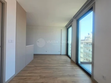 Apartamento T4 para Venda em Cedofeita, Santo Ildefonso, Sé, Miragaia, São Nicolau e Vitória