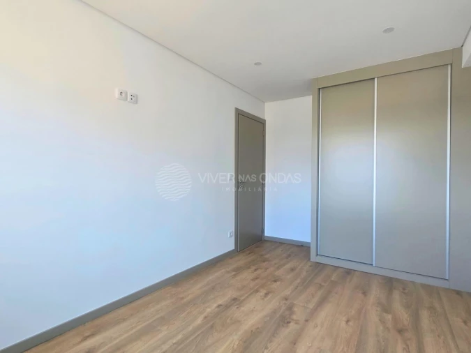 Apartamento T4 para Venda em Cedofeita, Santo Ildefonso, Sé, Miragaia, São Nicolau e Vitória Foto 11