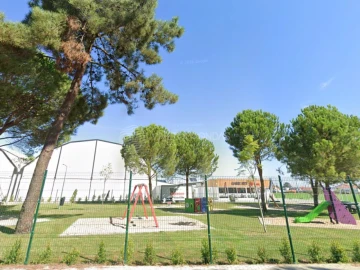 Moradia T3 para Venda em Fernao Ferro