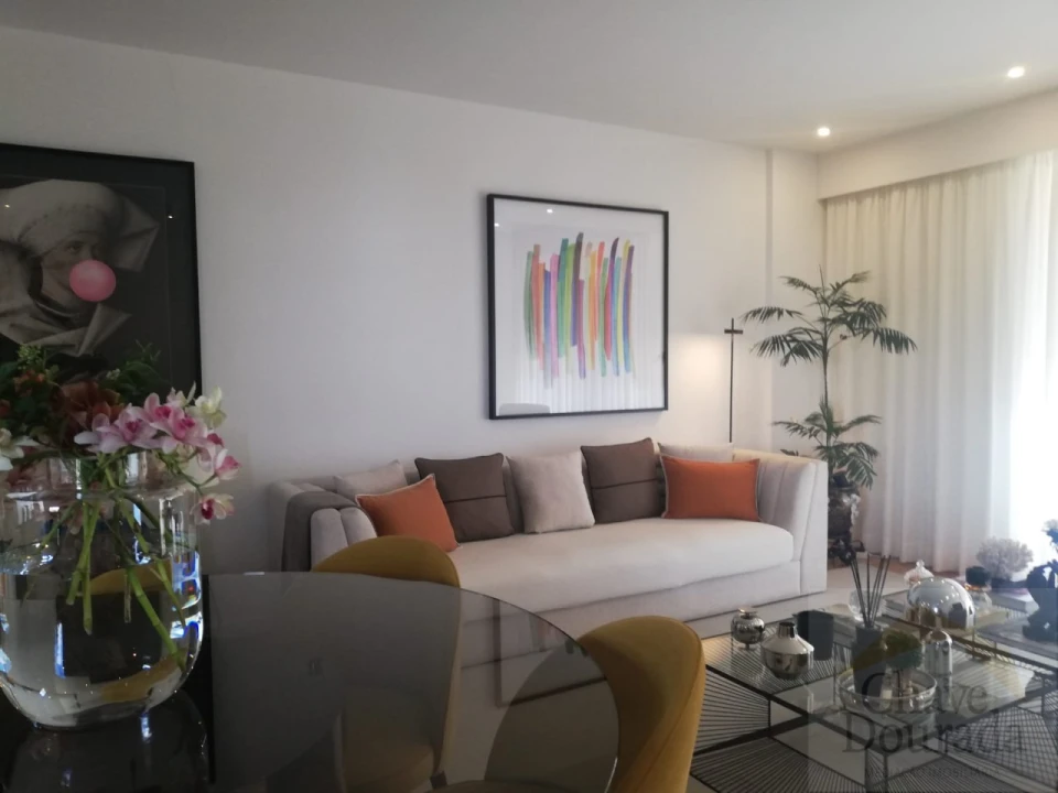 Apartamento T3 para Venda em Santo Antonio dos Olivais Foto 4