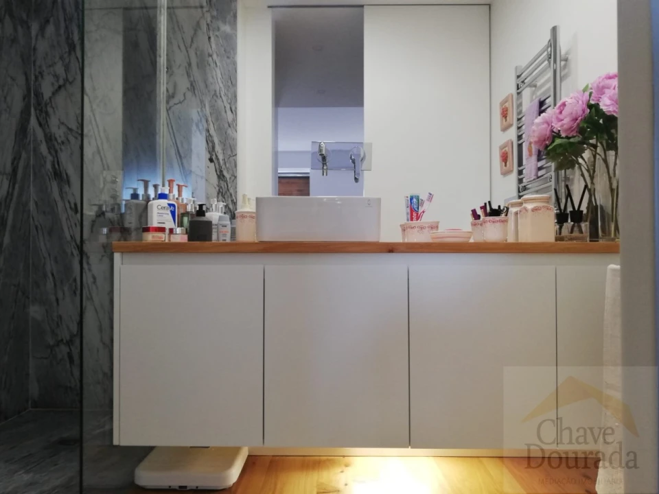 Apartamento T3 para Venda em Santo Antonio dos Olivais Foto 18