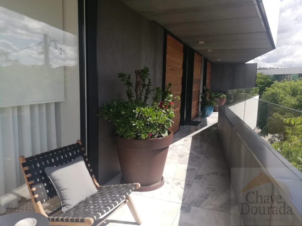 Apartamento T3 para Venda em Santo Antonio dos Olivais Foto 31