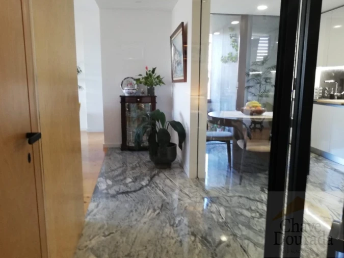 Apartamento T3 para Venda em Santo Antonio dos Olivais Foto 6