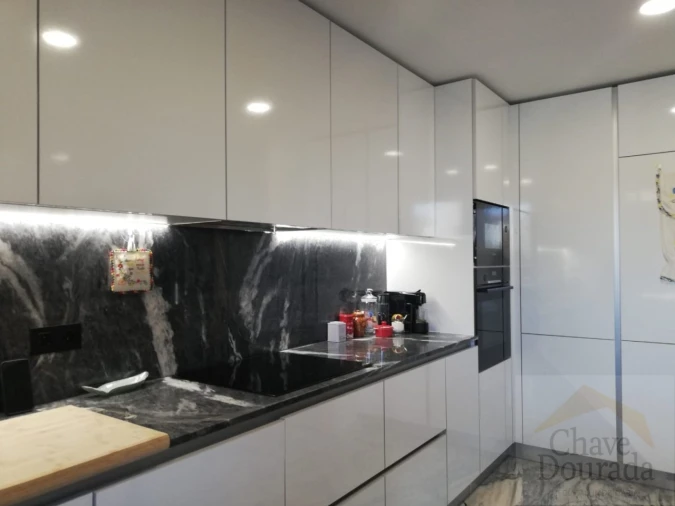 Apartamento T3 para Venda em Santo Antonio dos Olivais Foto 10