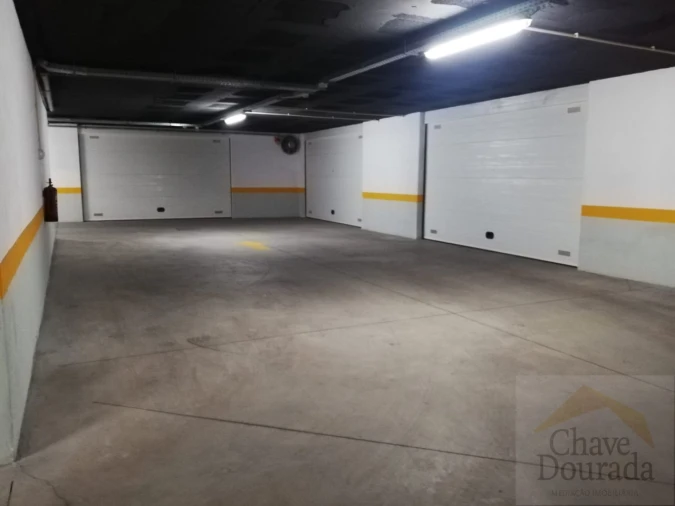 Apartamento T3 para Venda em Santo Antonio dos Olivais Foto 37