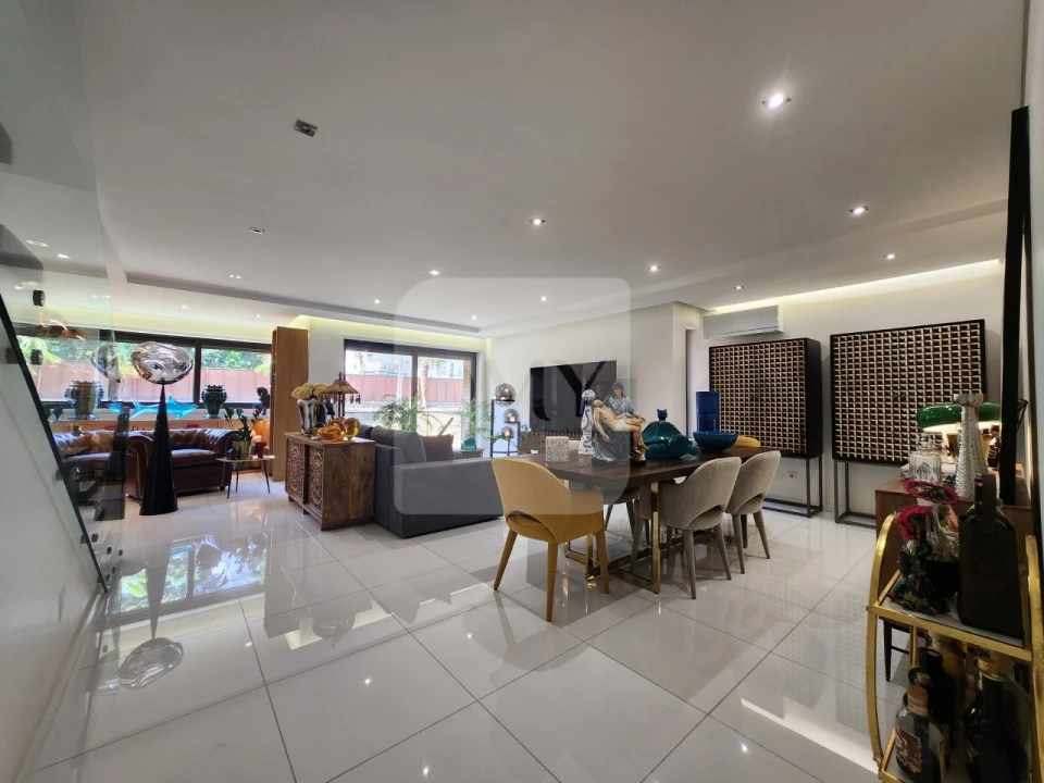 Moradia T4 para Venda em Nossa Senhora da Conceição, São Pedro e São Dinis Foto 5