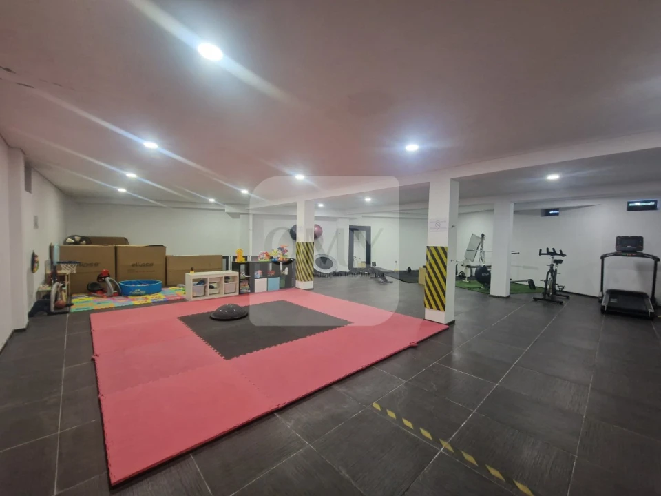Moradia T4 para Venda em Nossa Senhora da Conceição, São Pedro e São Dinis Foto 32