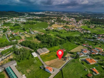 Terreno para Venda em Serzedo e Perosinho