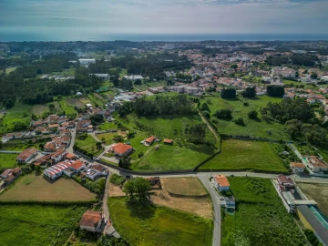 Terreno para Venda em Serzedo e Perosinho