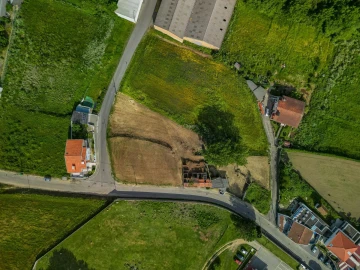 Terreno para Venda em Serzedo e Perosinho