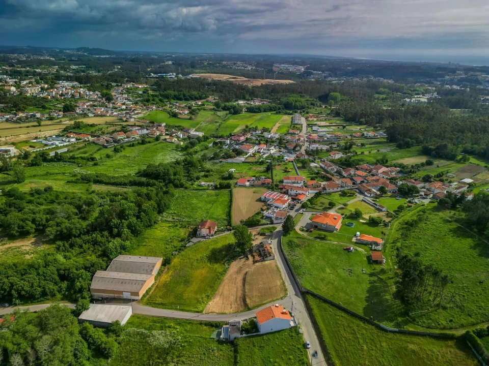 Terreno para Venda em Serzedo e Perosinho Foto 13
