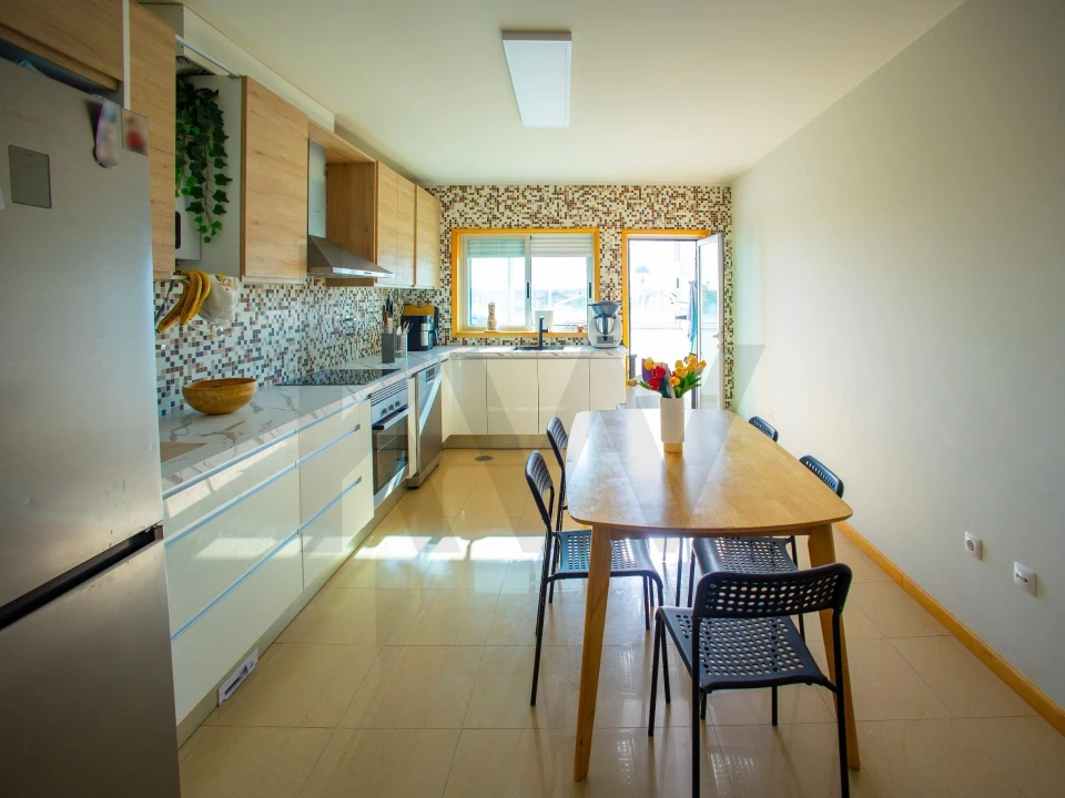 Apartamento T3 para Venda em Beduído e Veiros Foto 2